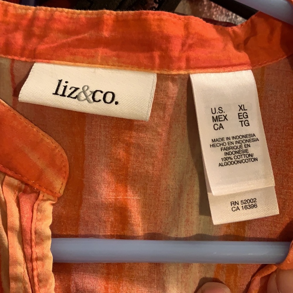 Blouse - Picture 2 of 5